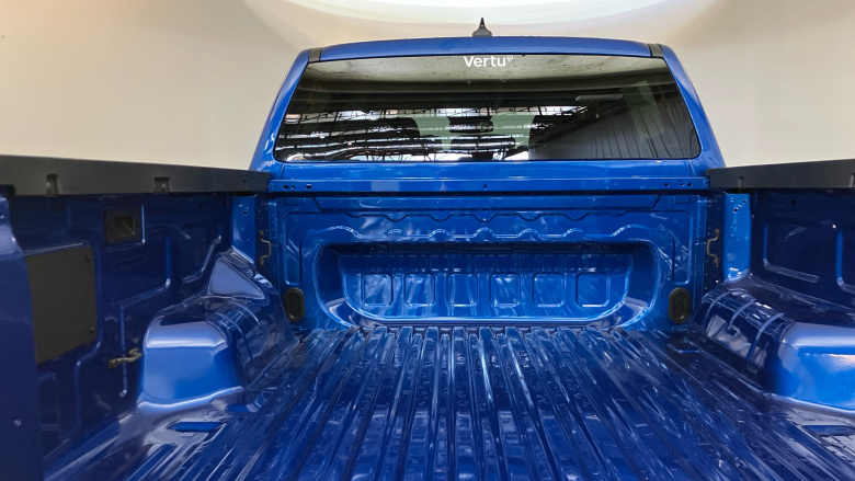 Volkswagen Amarok Diesel D/Cab Pick Up Life 2.0 TDI 205 4MOTION Auto